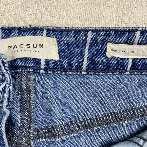 Pacsun Mom Jean Size 28 white striped Denim jeans - Picture 2 of 3